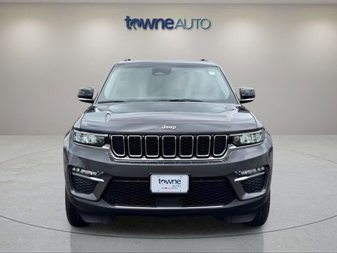 Used 2023 Jeep Grand Cherokee Limited w/ MOPAR Finishing Package image 8