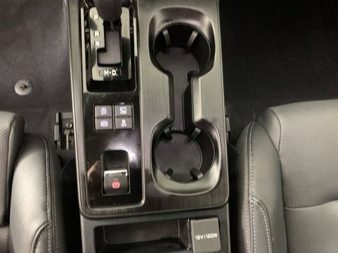 Used 2026 Subaru Outback Touring XT AWD/4WD image 25