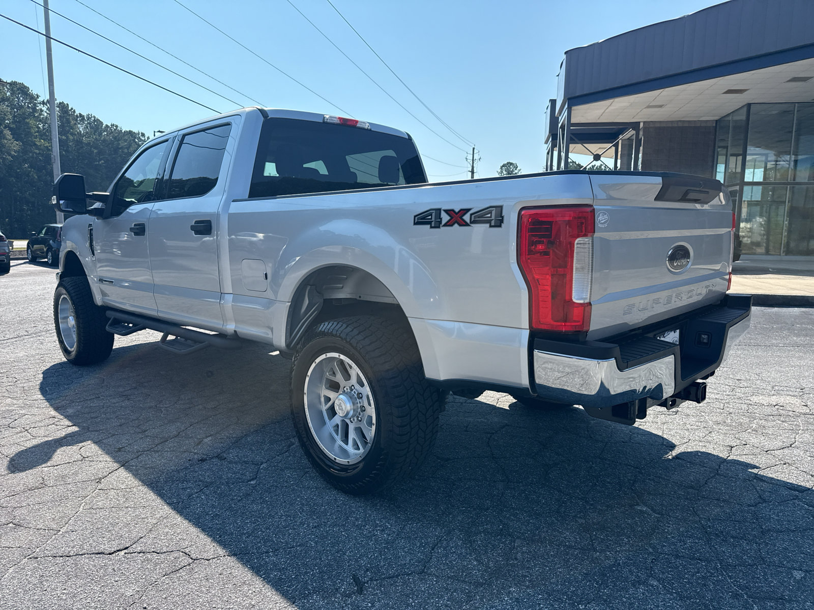 Used 2019 Ford F250 XLT AWD/4WD image 7