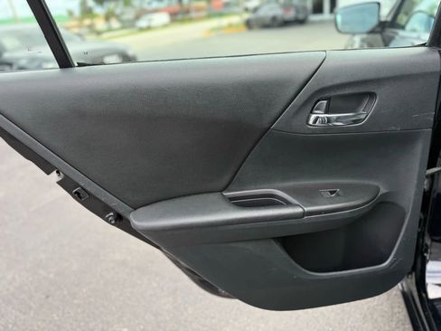 Used 2016 Honda Accord LX image 15