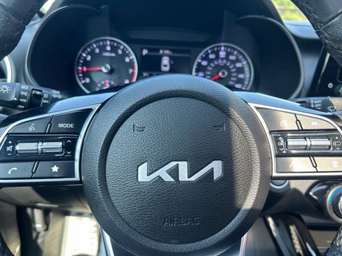 Used 2023 Kia Forte GT-Line w/ GT-Line Premium Package FWD image 15