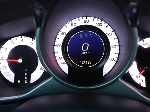 Used 2011 Cadillac SRX Luxury image 24