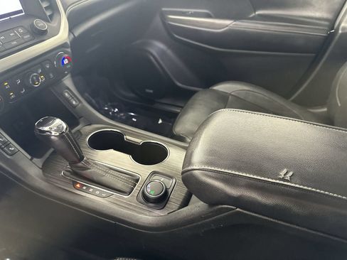 Used 2019 GMC Acadia SLT FWD image 21