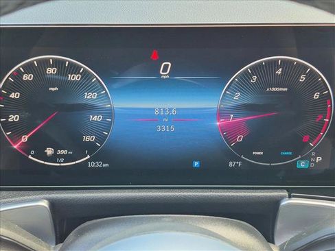 Used 2026 Mercedes-Benz GLB 250 image 11