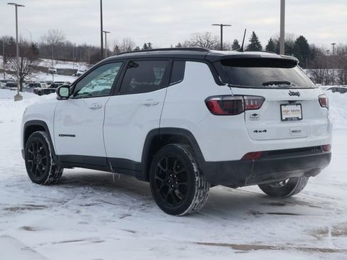 Used 2022 Jeep Compass Altitude w/ Convenience Group image 5