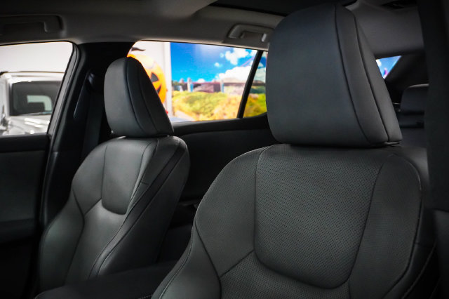 Certified 2023 Lexus RZ 450e Premium w/ Technology Package AWD/4WD image 9