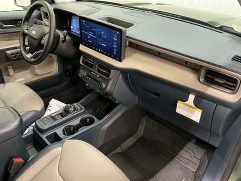 Used 2025 Ford Maverick Lariat w/ 4K Tow Package image 20