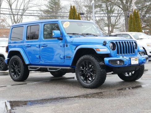 Used 2022 Jeep Wrangler Unlimited Sahara image 8