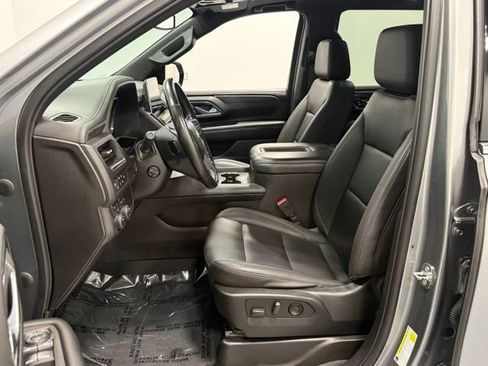 Used 2023 Chevrolet Tahoe LT w/ Luxury Package AWD/4WD image 14