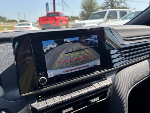 Used 2026 Toyota Camry SE FWD image 24