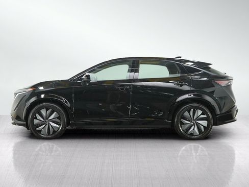 Used 2024 Nissan Ariya AWD image 2