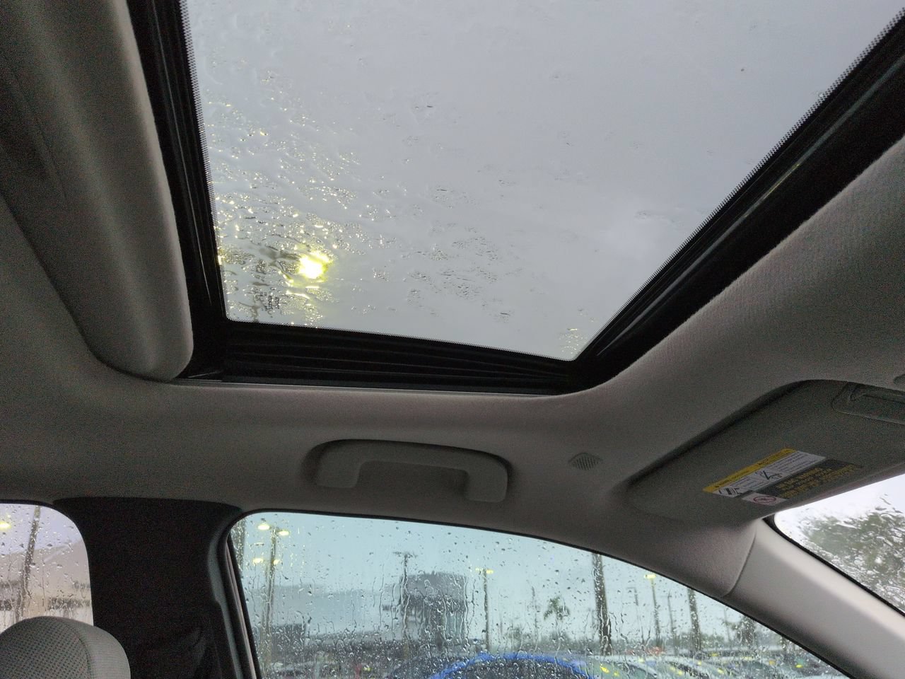 Used 2022 Toyota Corolla Cross LE w/ Moonroof Package FWD image 19