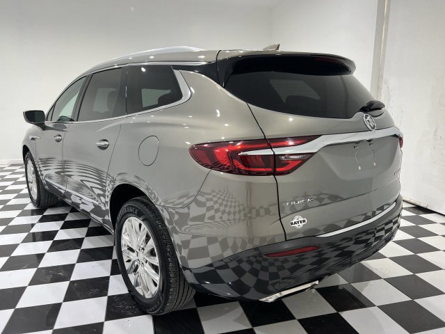 Used 2018 Buick Enclave Premium FWD image 3