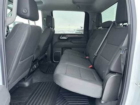 Certified 2025 GMC Sierra 2500 SLE w/ SLE Convenience Package image 16