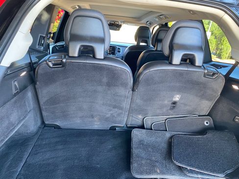 Used 2020 Volvo XC90 T6 Momentum image 9