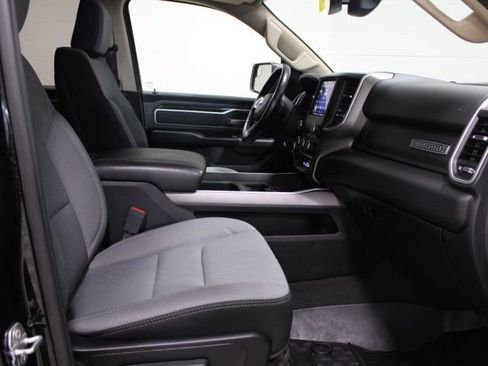 Used 2020 RAM 1500 Big Horn AWD/4WD image 25