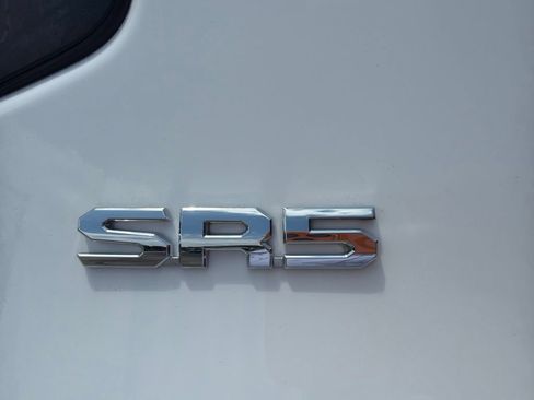Used 2022 Toyota Tundra SR5 AWD/4WD image 8