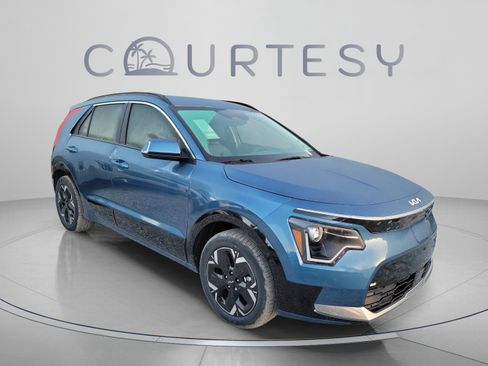 New 2026 Kia Niro Wind FWD image 4