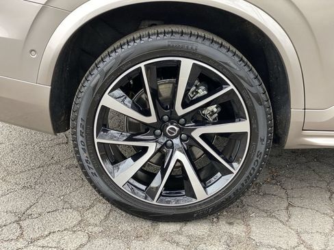 Used 2023 Volvo XC90 B6 Plus AWD/4WD image 12