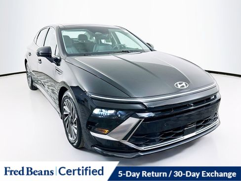 Certified 2025 Hyundai Sonata Limited image 1