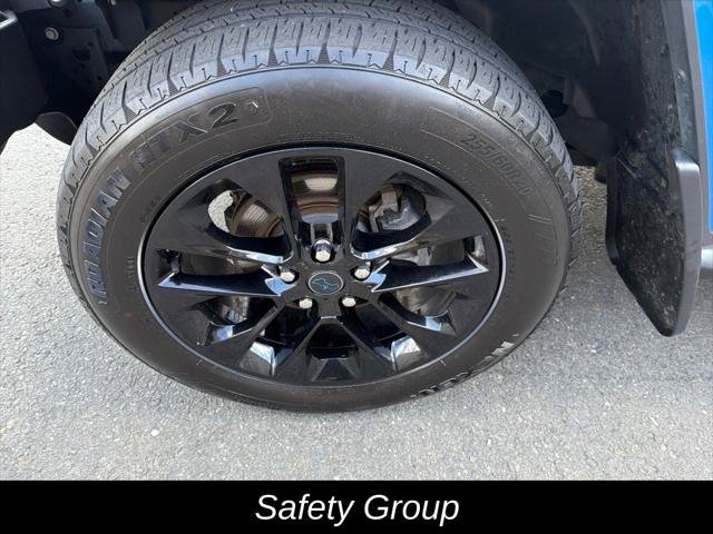 Certified 2024 Jeep Wrangler Unlimited Sahara w/ Technology Group AWD/4WD image 12