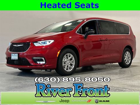 New 2026 Chrysler Pacifica Select image 1