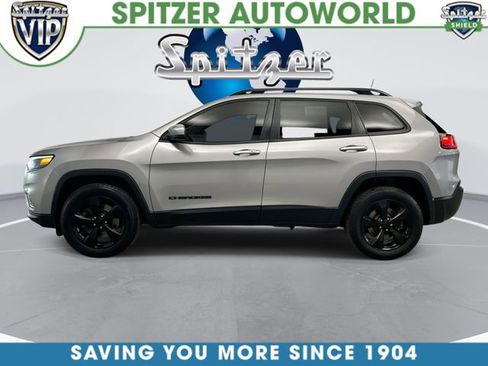 Used 2019 Jeep Cherokee Latitude Plus image 8
