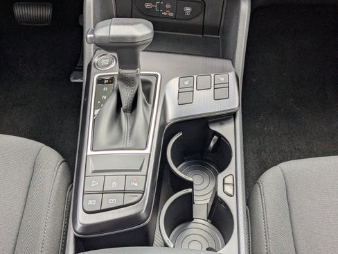 New 2026 Kia Sportage LX FWD image 23