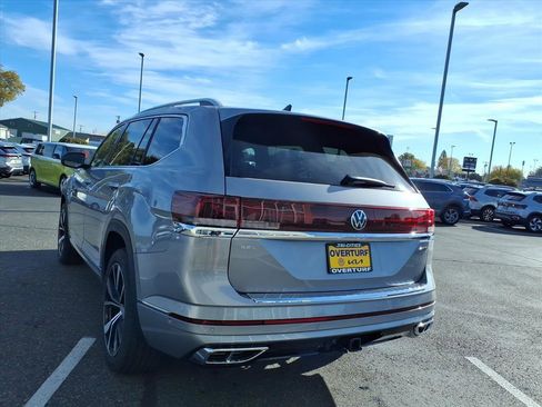 New 2026 Volkswagen Atlas SEL Premium R-Line AWD/4WD image 2