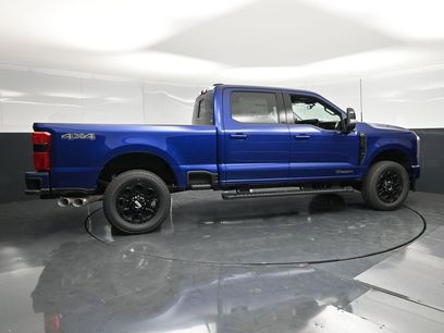 New 2026 Ford F250 Lariat w/ Black Appearance Package