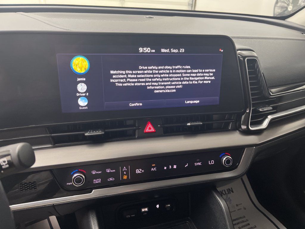 Used 2024 Kia Sportage EX AWD/4WD image 19