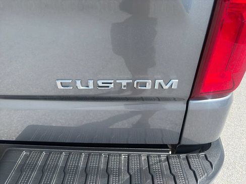 Used 2019 Chevrolet Silverado 1500 Custom w/ Custom Value Package AWD/4WD image 36