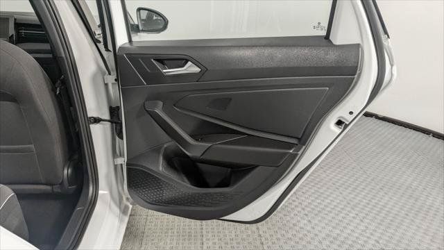 Used 2025 Volkswagen Jetta Sport FWD image 17