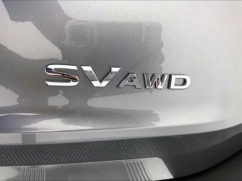 Used 2023 Nissan Rogue SV AWD/4WD image 17