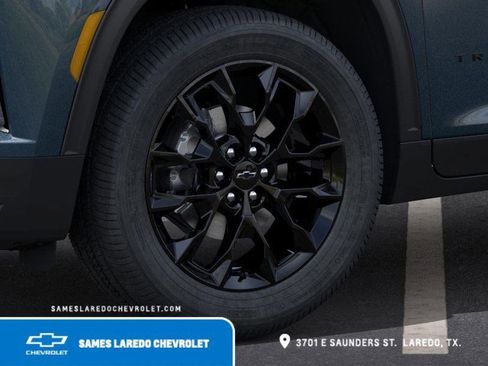 New 2026 Chevrolet Traverse LT w/ Midnight/Sport Edition FWD image 9
