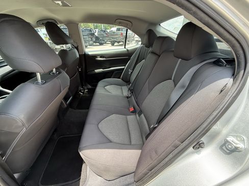 Used 2022 Toyota Camry LE FWD image 28