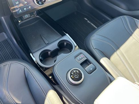 Used 2024 Ford Mustang Mach-E Premium AWD/4WD image 18
