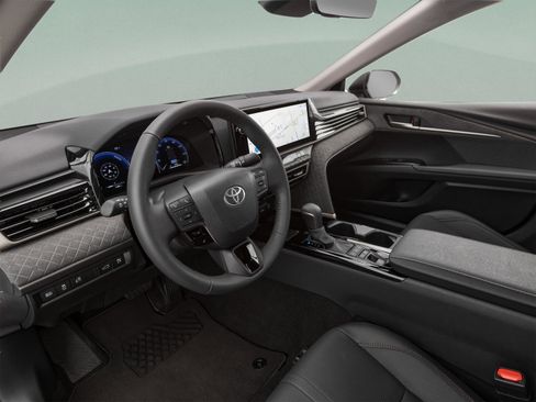 Certified 2025 Toyota Camry XLE FWD image 40