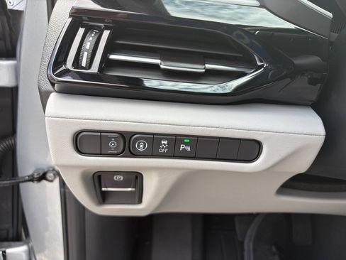 Certified 2026 Acura MDX FWD w/ Technology Package image 12