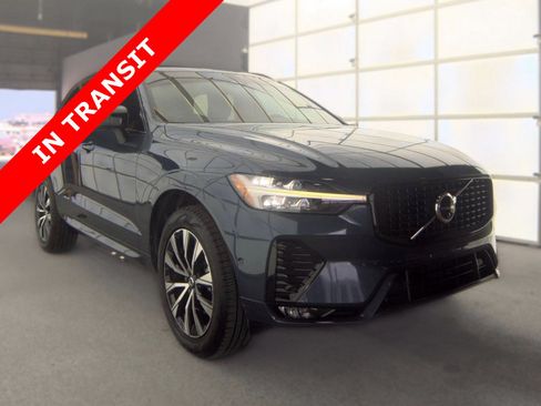 Used 2024 Volvo XC60 B5 Plus AWD/4WD image 3