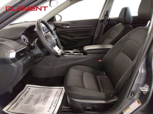 Used 2024 Nissan Altima 2.5 SV image 26