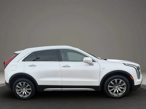 Used 2019 Cadillac XT4 Premium Luxury FWD image 4