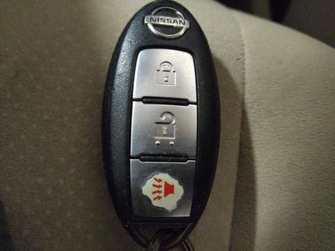 Used 2016 Nissan Murano S FWD image 32