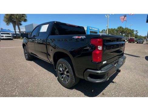 Used 2024 Chevrolet Silverado 1500 LT AWD/4WD image 4