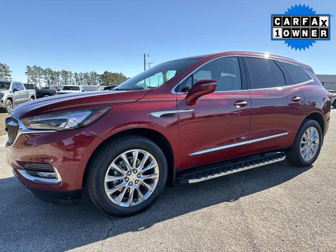 Used 2021 Buick Enclave Essence w/ Sound and Sites Package image 8