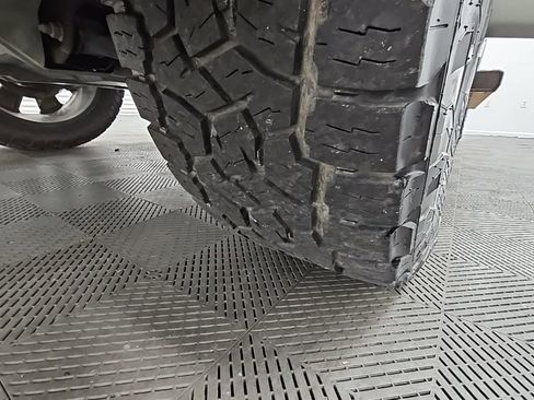 Used 2018 GMC Sierra 1500 Denali w/ Denali Ultimate Package image 44