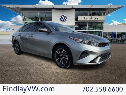 Used 2023 Kia Forte LXS image 1