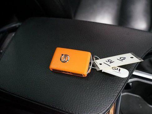 Used 2022 Volvo XC90 T6 Momentum image 56