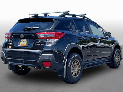 Used 2020 Subaru Crosstrek 2.0i Premium AWD/4WD image 2