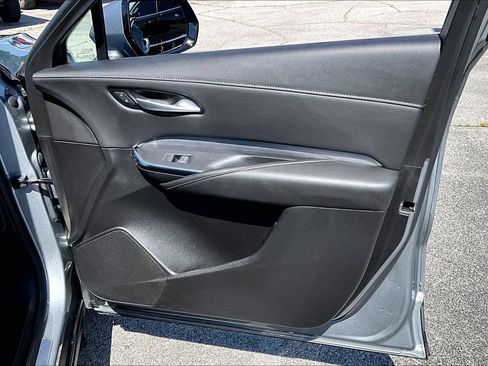 Used 2025 Cadillac XT4 Premium Luxury AWD/4WD image 23